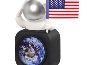 Ameshener Car Vent Clip Air Freshener - Astronaut Figurine Cute Car Air Freshener with Ocean and Green Tea Tablets - Car Decorations Interior Aesthetic Air Refresher - 1.5x3 inches Black White